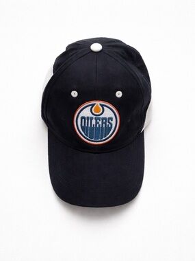 NHL Kids Oilers Black and White Cap
